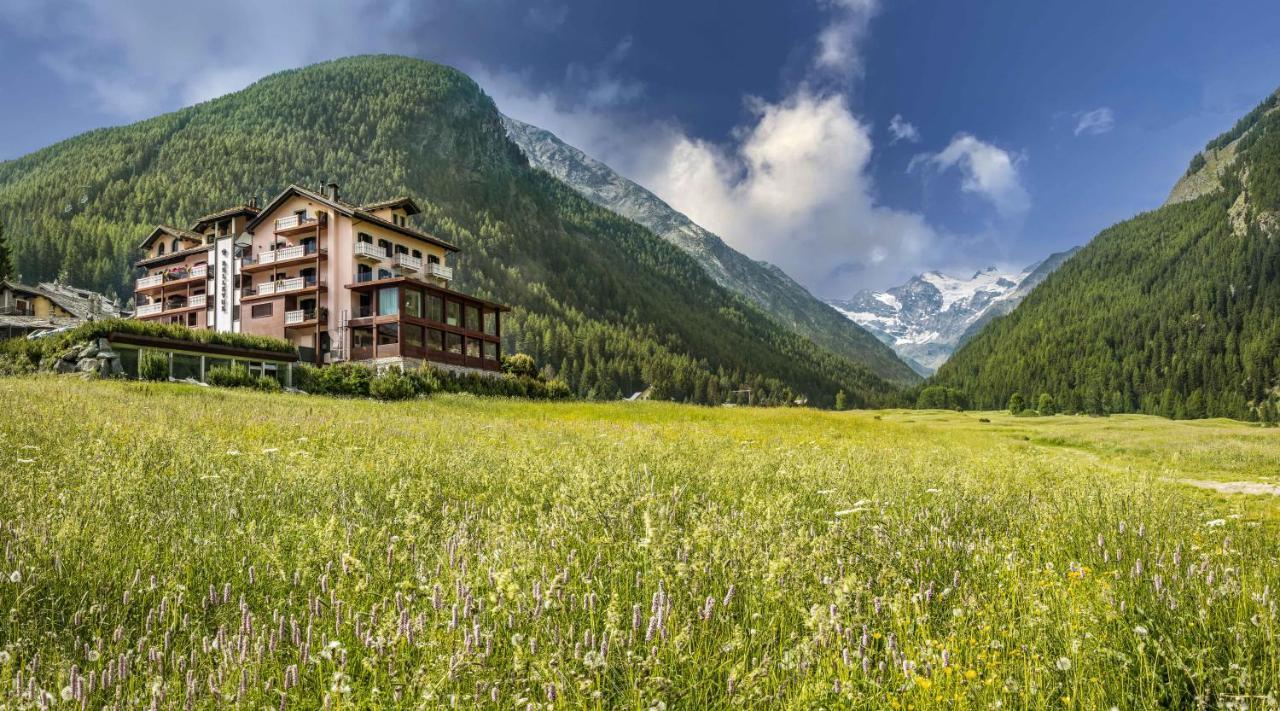 Bellevue Hotel & Spa Cogne Eksteriør bilde