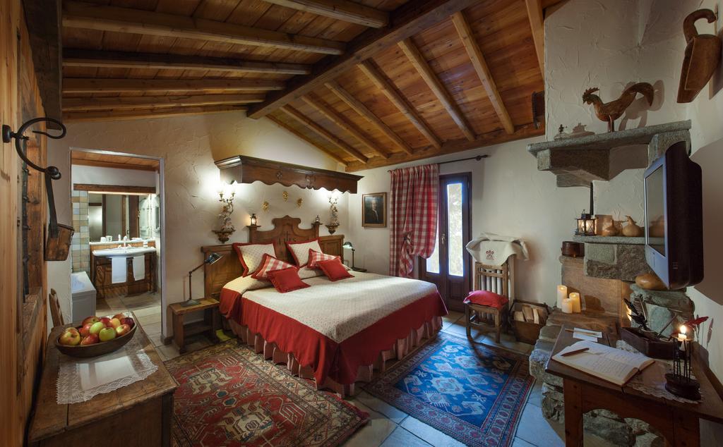 Bellevue Hotel & Spa Cogne Eksteriør bilde